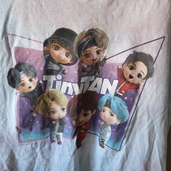 BTS TinyTAN Short Sleeve shirt size M - Picture 2 of 9